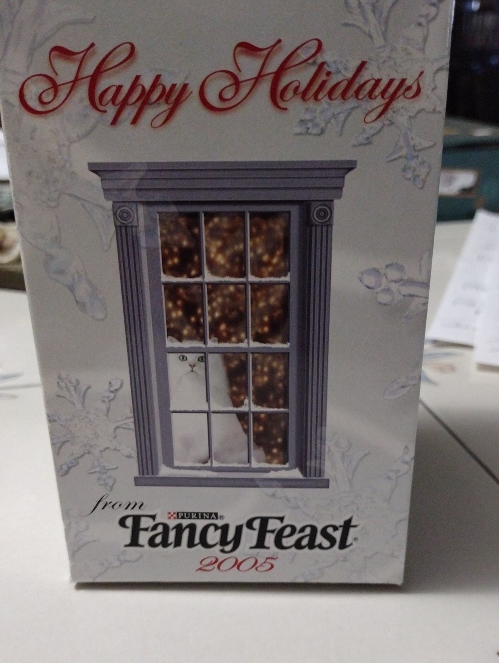 Collectable Fancy Feast 2005 Holiday Cat Ornament